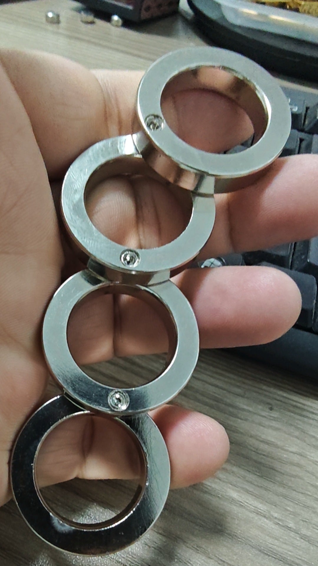 Outdoor Stainless Steel Four-Finger Knuckle Duster – Legal Self-Defense Tool