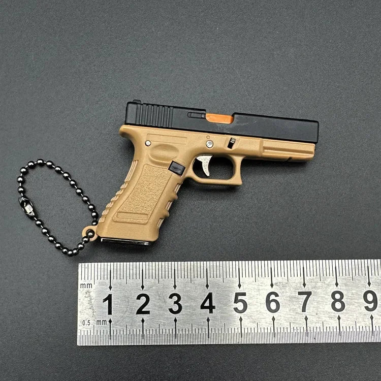 Hot Semi-alloy 1:3 Pistol Model Metal Mini G17 Toy Gun Detachable DIY Keychain Pendant Ornaments Children's Toy