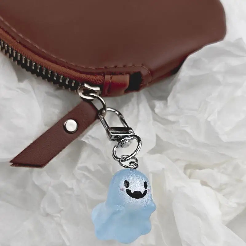 Cute Luminous Little Ghost Keychain With Glow In Dark Effect And Lovely Design Perfect For Halloween Gifts Backpack Pendant