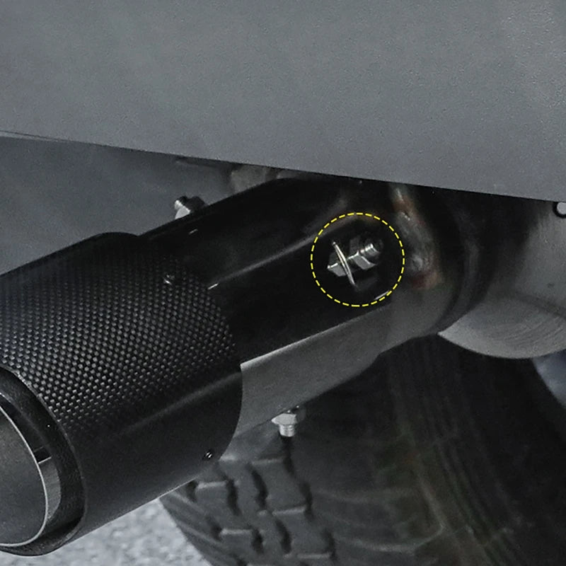 Stainless steel exhaust muffler tip (2026–2027 models)